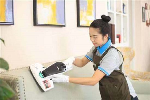 家政加盟門檻幾何？深度解析“家政服務”加盟費用與價值之選