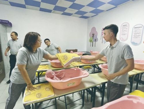 廣西百色“家姐”家政服務公司成立，點亮本地家庭服務新標桿